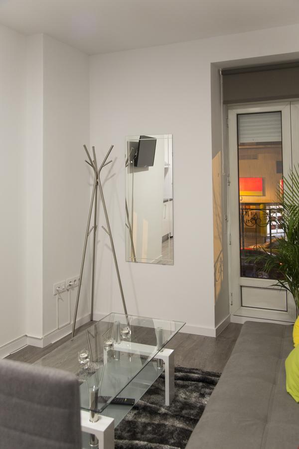 Comodo Y Agradable Estudio En Madrid Centro A2 Exterior foto